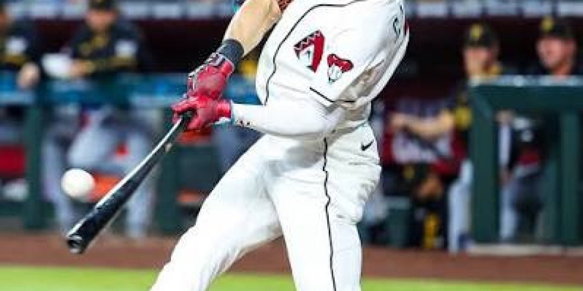 How can the Arizona Diamondbacks change Andrew Saalfrank?
