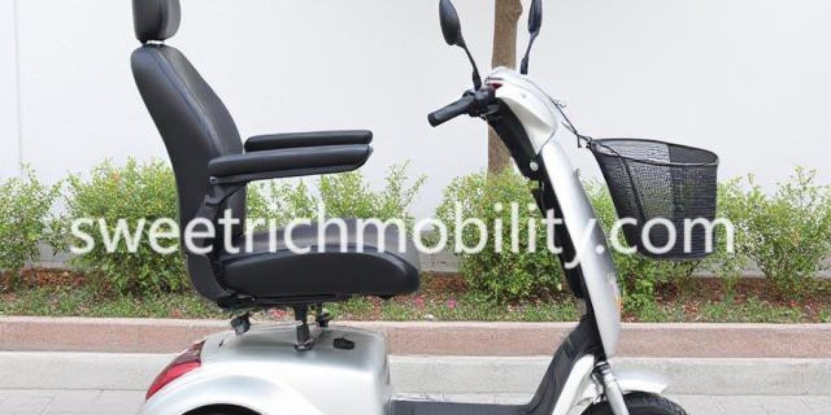 What Should Businesses Consider About Wholesale Lightweight Scooter?